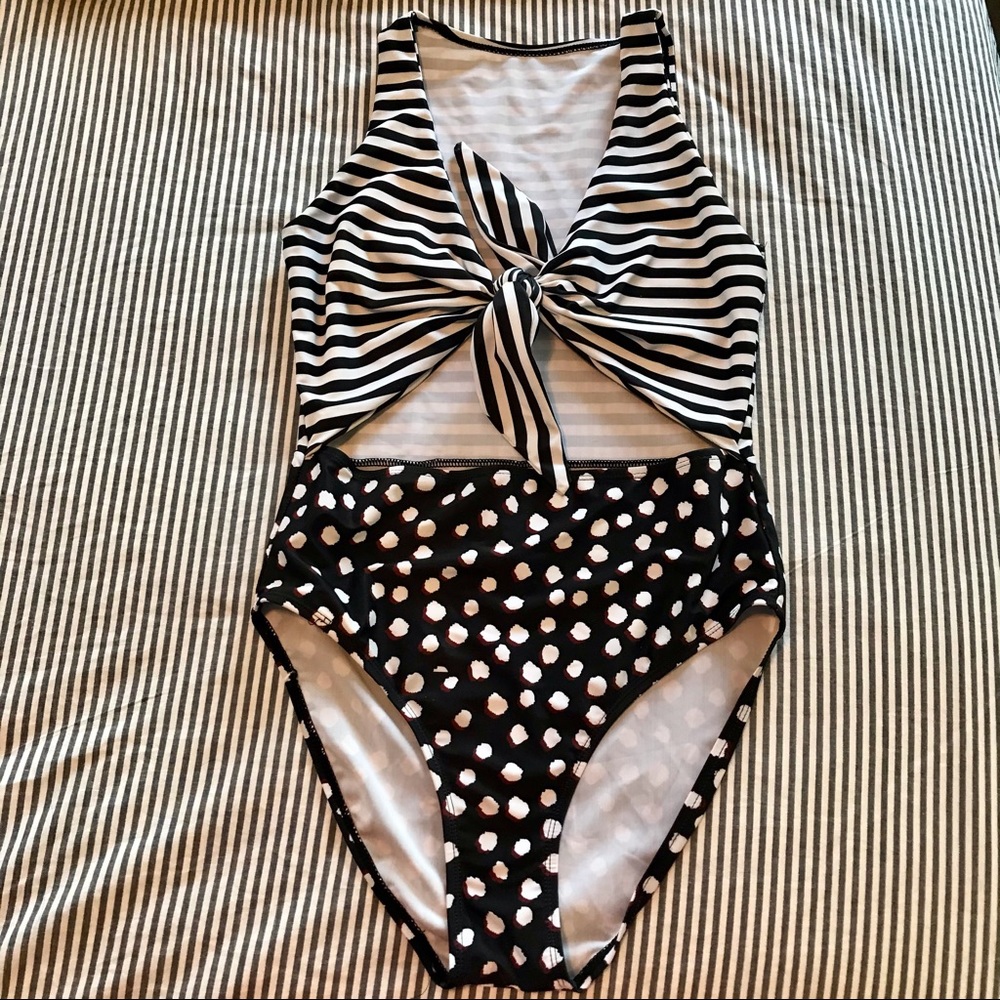 One piece swimsuit